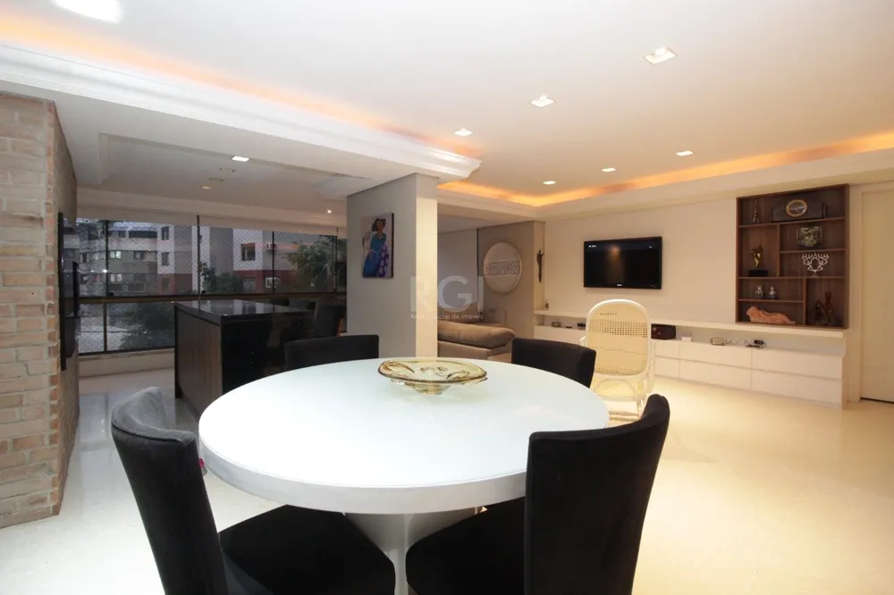 Apartamento, 3 quartos, 168 m² - Foto 2