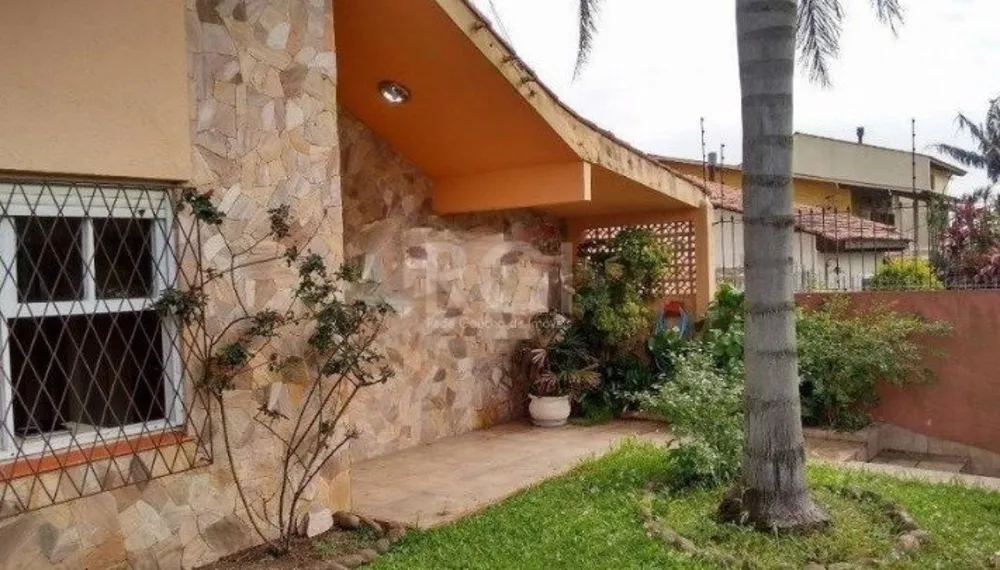 Casa, 3 quartos, 214 m² - Foto 2