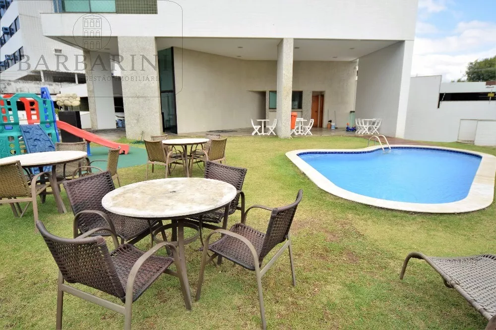 Apartamento para alugar com 3 quartos, 101m² - Foto 1