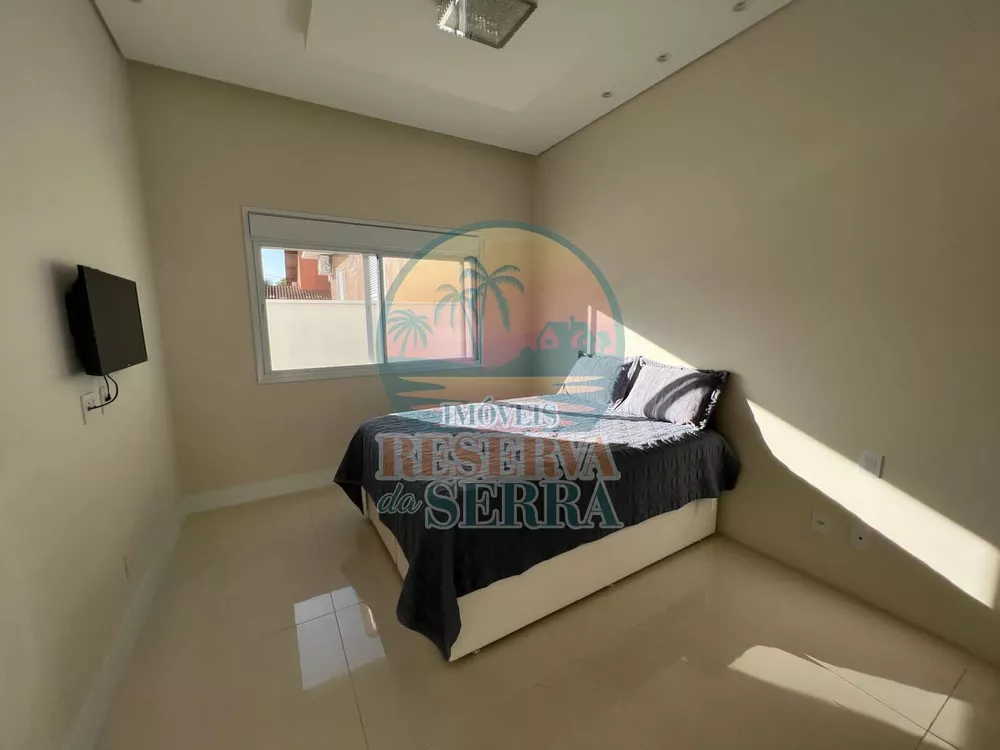 Casa de Condomínio à venda com 3 quartos, 254m² - Foto 3