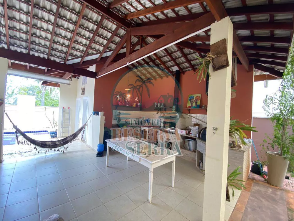 Casa de Condomínio à venda com 3 quartos, 191m² - Foto 3