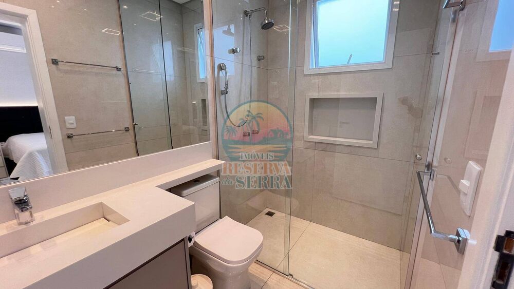 Casa de Condomínio à venda com 3 quartos, 254m² - Foto 4
