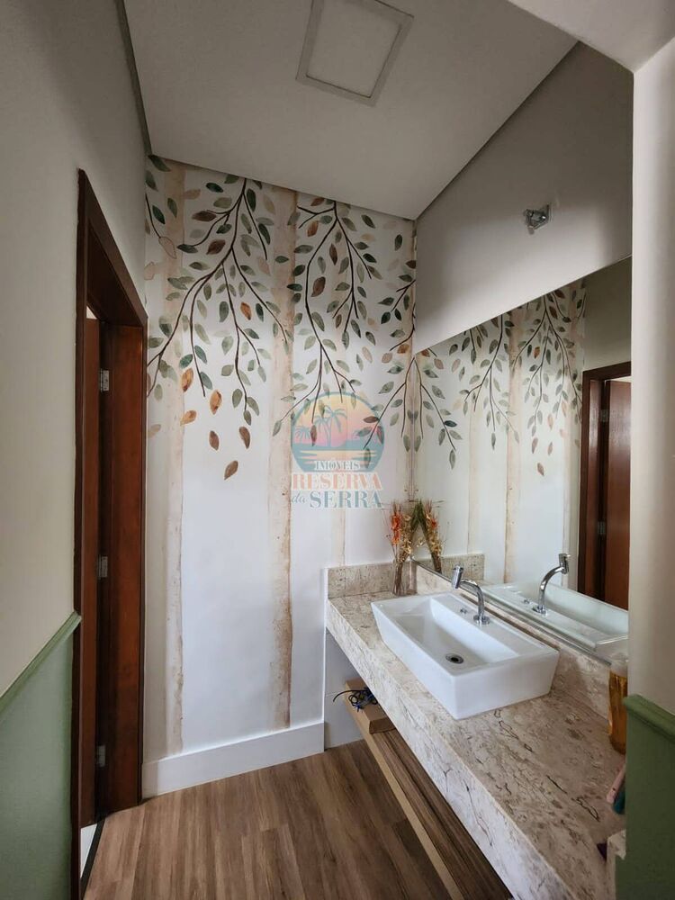Casa de Condomínio à venda com 3 quartos, 230m² - Foto 4
