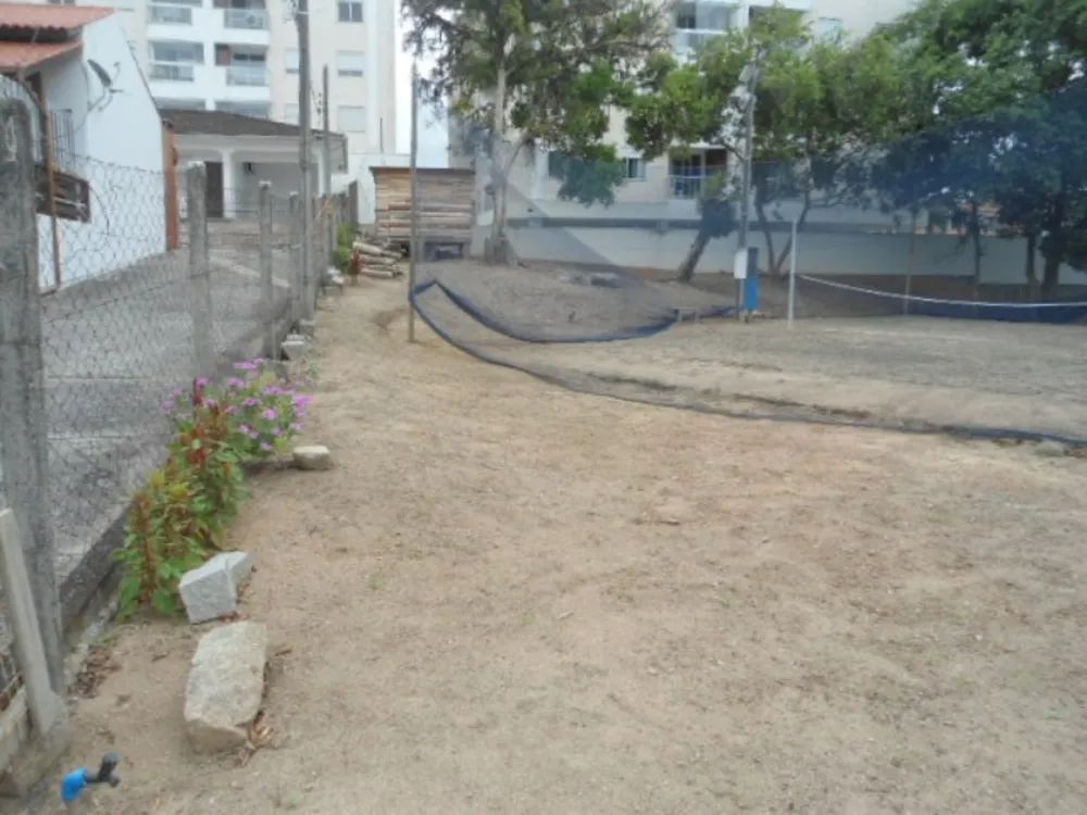 Terreno, 1090 m² - Foto 2