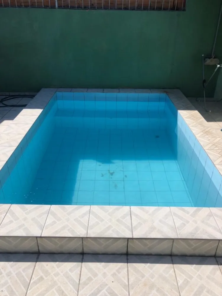 Casa, 3 quartos, 228 m² - Foto 1