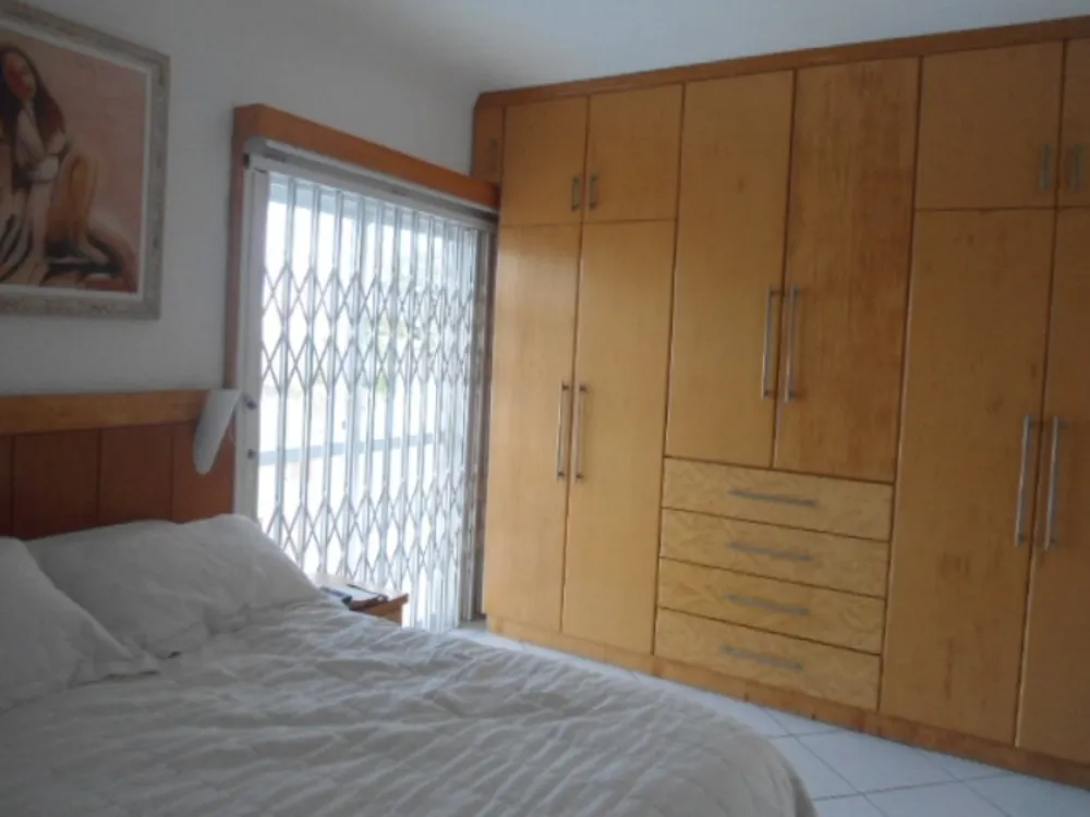 Casa, 3 quartos, 270 m² - Foto 2
