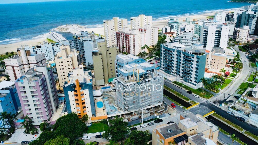 Cobertura, 3 quartos, 201 m² - Foto 2