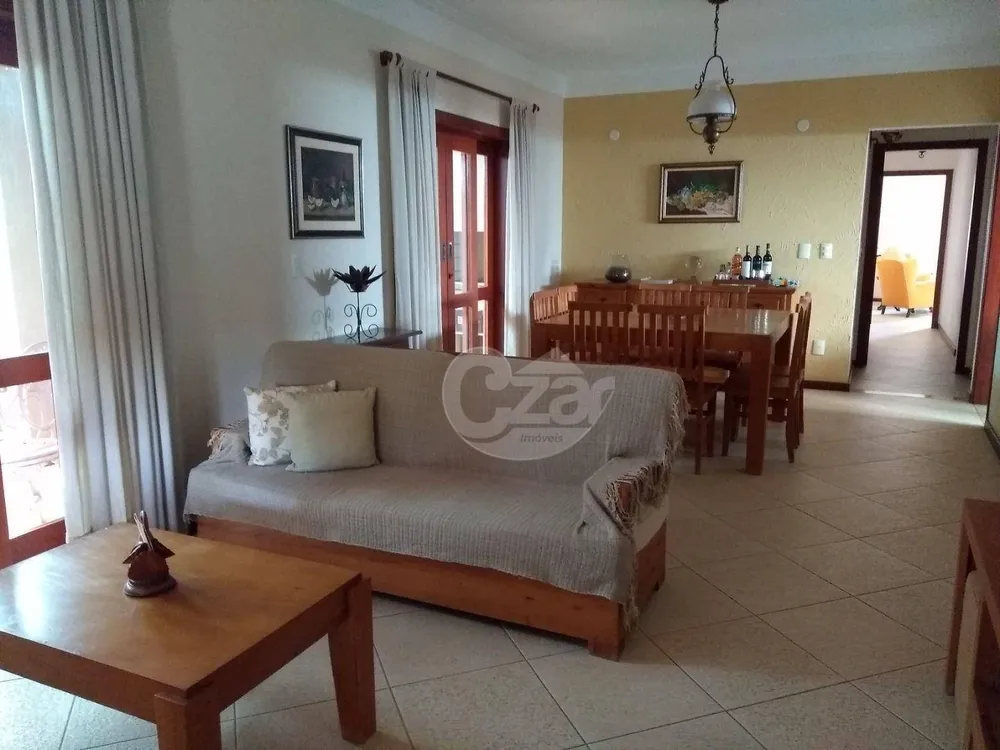 Casa, 3 quartos, 208 m² - Foto 3