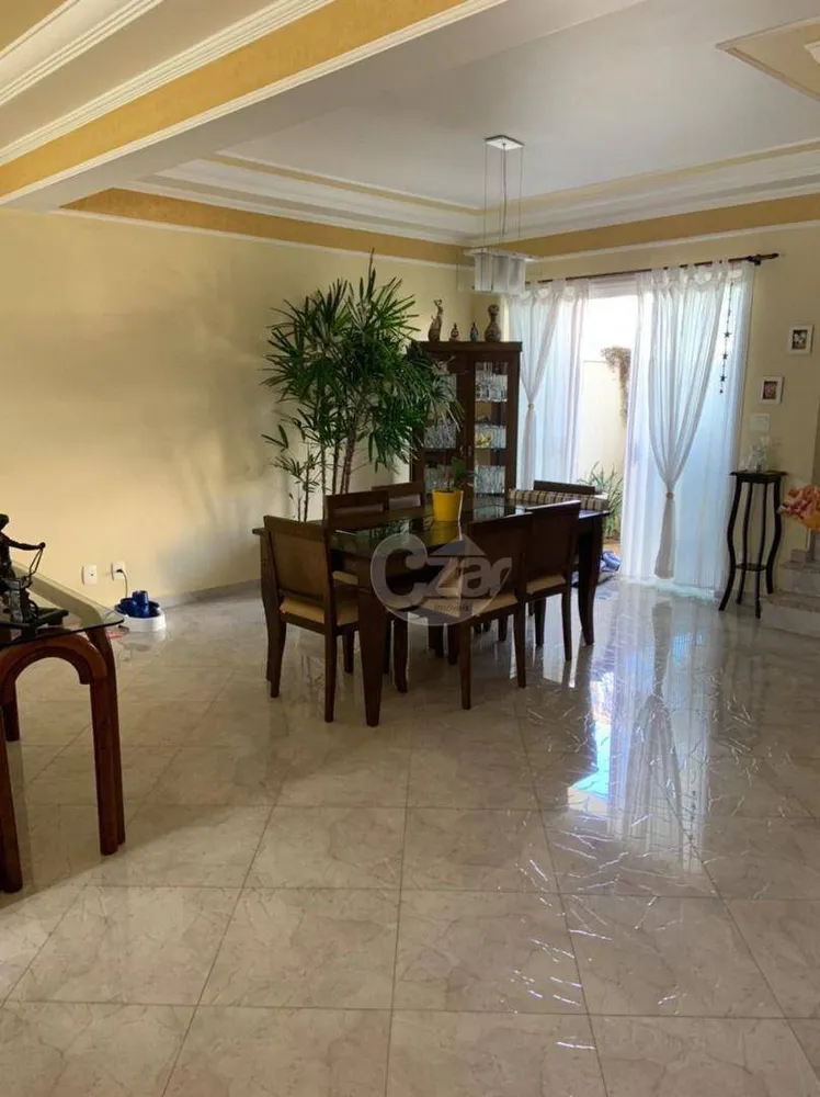 Casa, 3 quartos, 244 m² - Foto 4