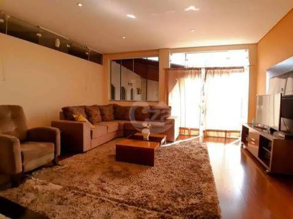 Casa, 4 quartos, 194 m² - Foto 2