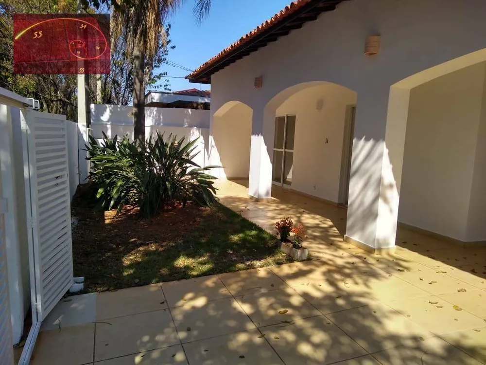 Casa, 7 quartos, 248 m² - Foto 1