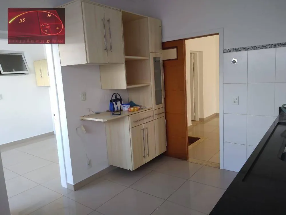 Casa, 7 quartos, 248 m² - Foto 4