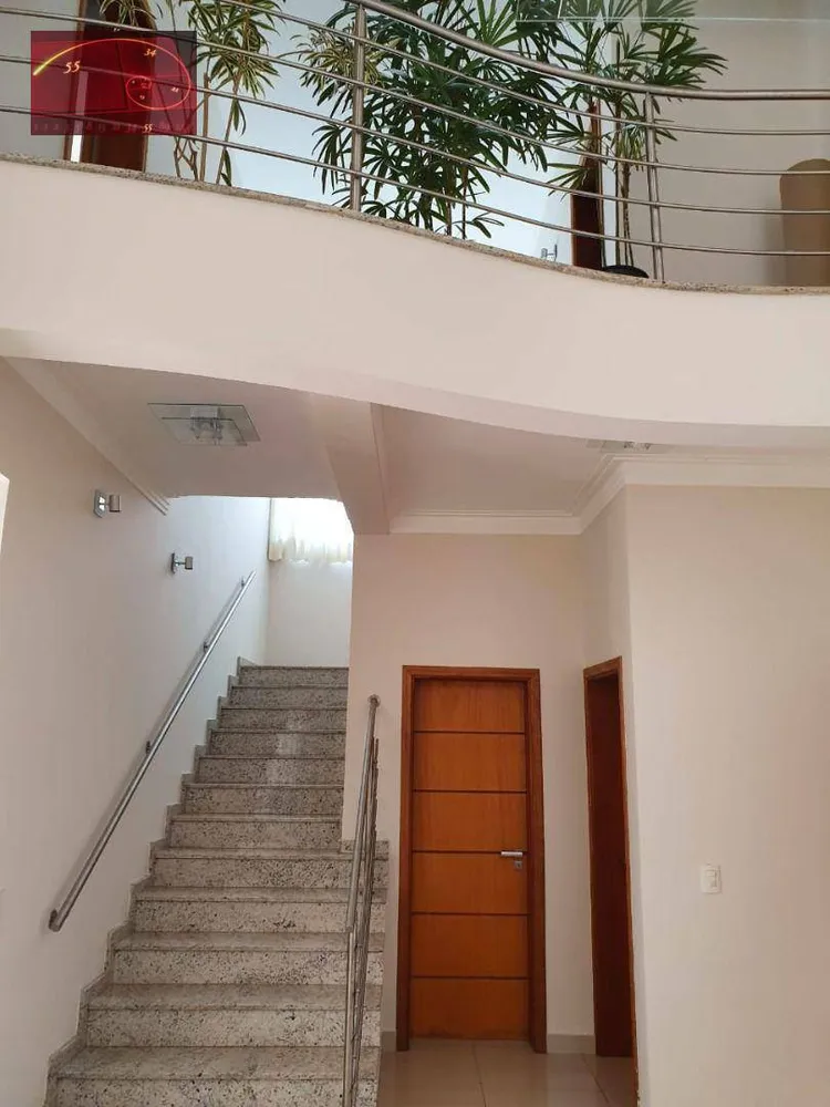 Casa, 3 quartos, 290 m² - Foto 2