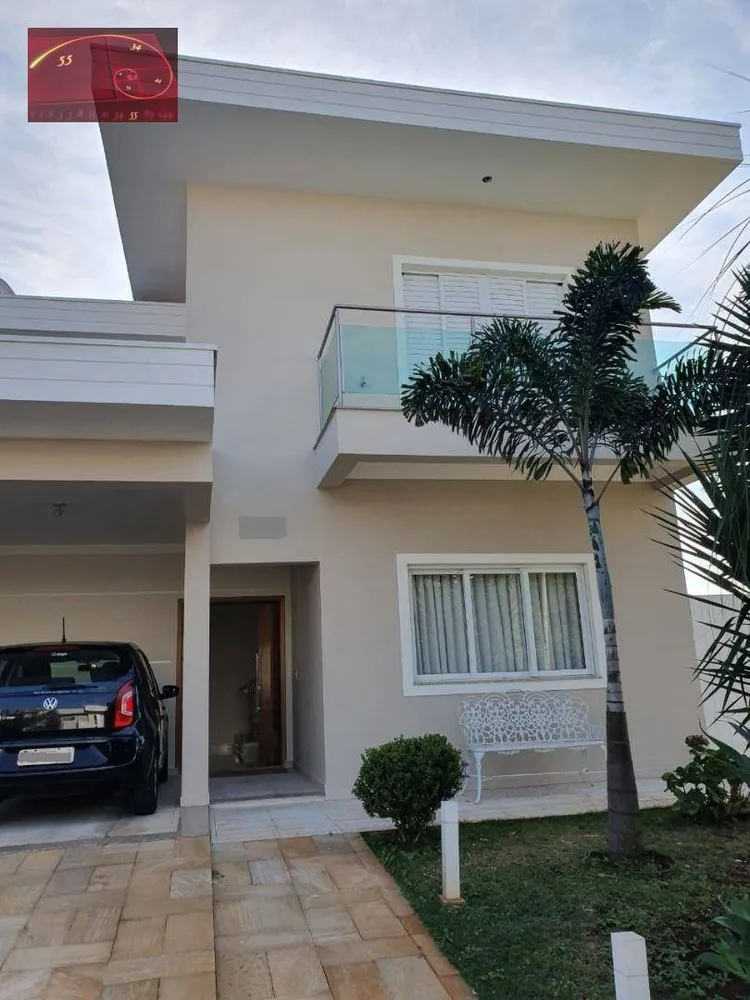 Casa, 3 quartos, 290 m² - Foto 1