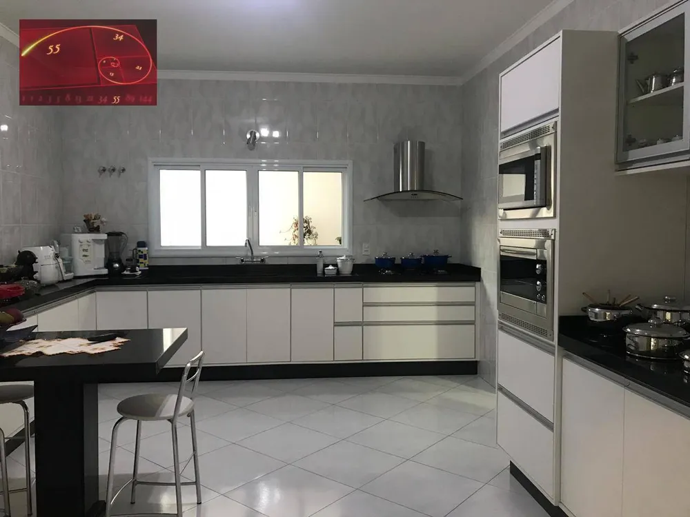 Casa, 4 quartos, 342 m² - Foto 4