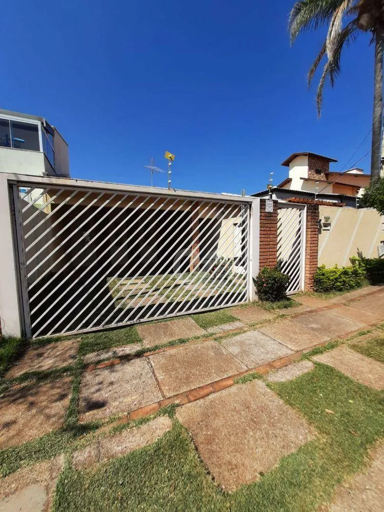 Casa, 3 quartos, 176 m² - Foto 2