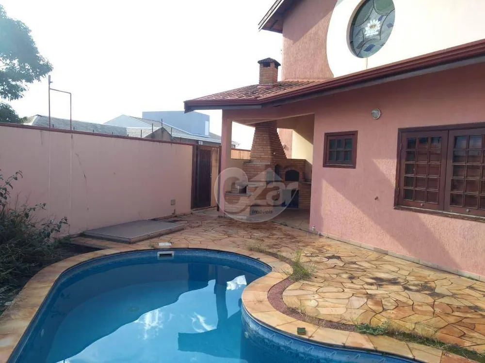 Casa, 5 quartos, 288 m² - Foto 1