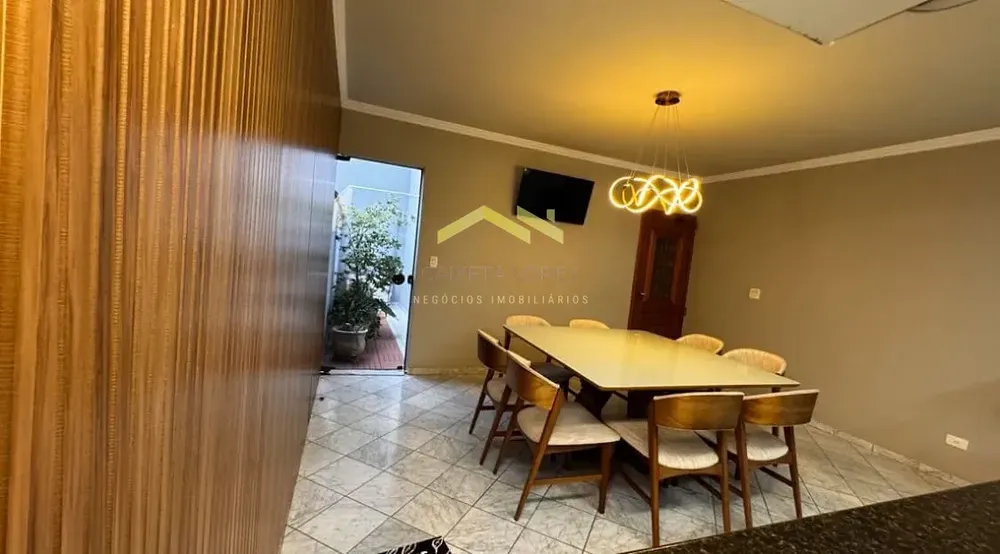 Sobrado, 3 quartos, 366 m² - Foto 2