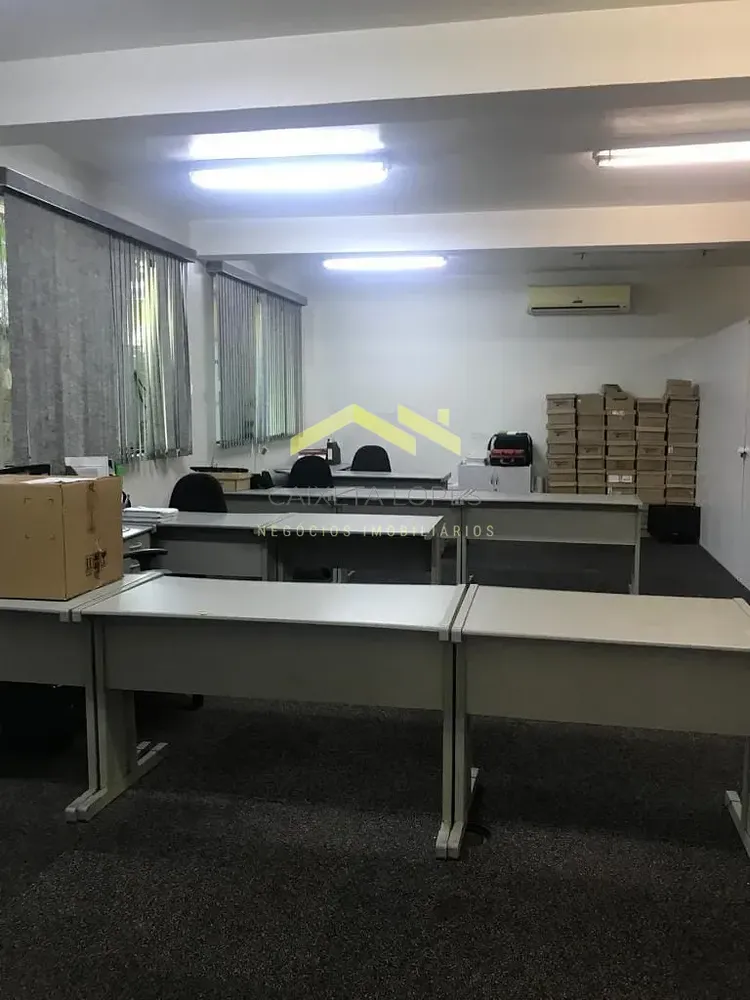 Sobrado, 1 quarto, 600 m² - Foto 1