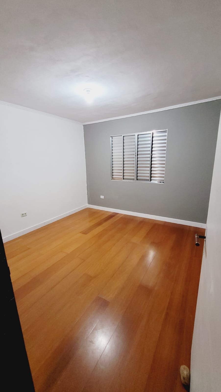 Casa à venda com 2 quartos, 138m² - Foto 2