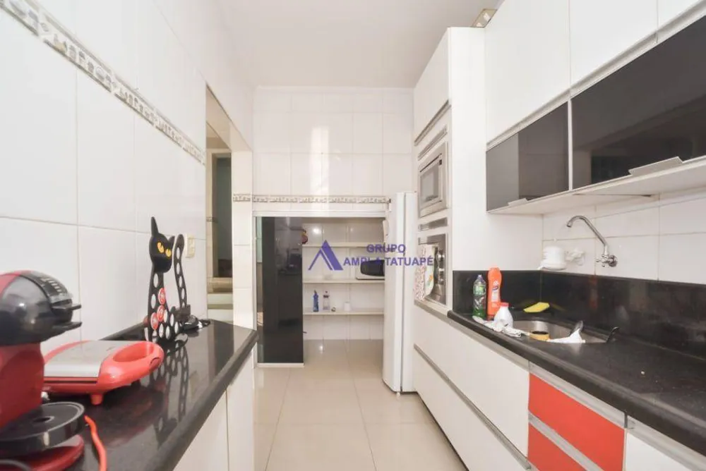 Sobrado, 3 quartos, 243 m² - Foto 2