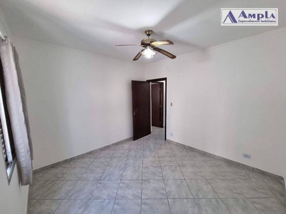 Apartamento para alugar com 2 quartos, 110m² - Foto 7