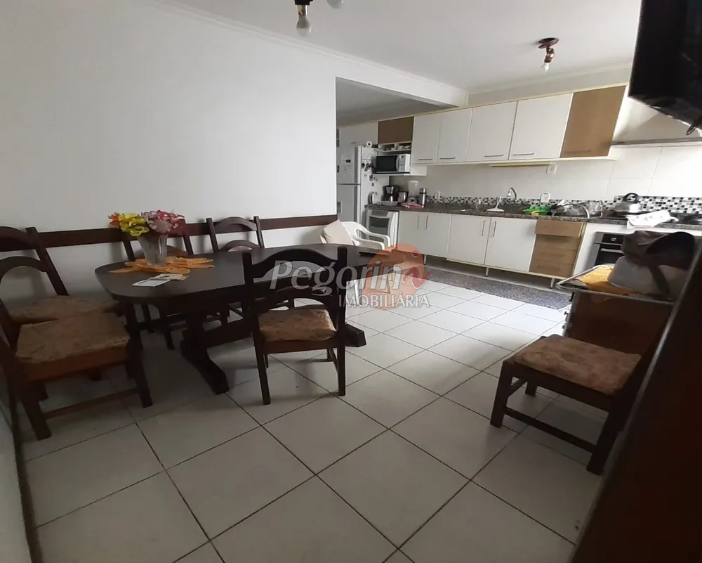 Sobrado, 6 quartos, 200 m² - Foto 4