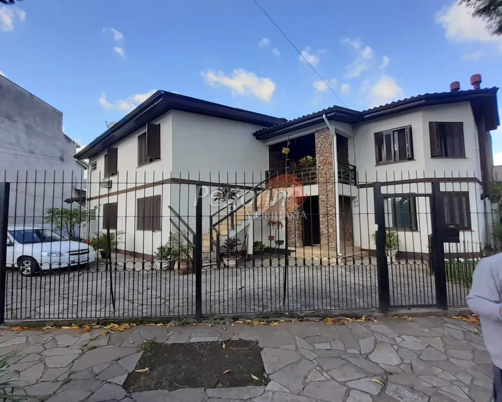 Sobrado, 6 quartos, 200 m² - Foto 1