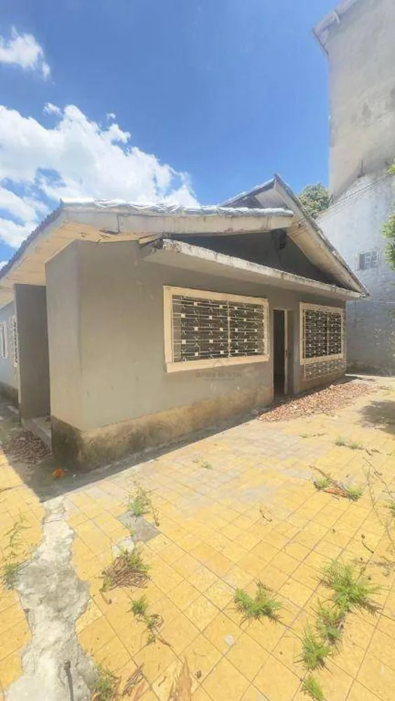 Casa, 2 quartos, 175 m² - Foto 1
