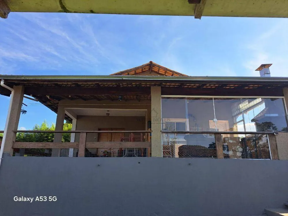 Chácara, 4 quartos, 2000 m² - Foto 1