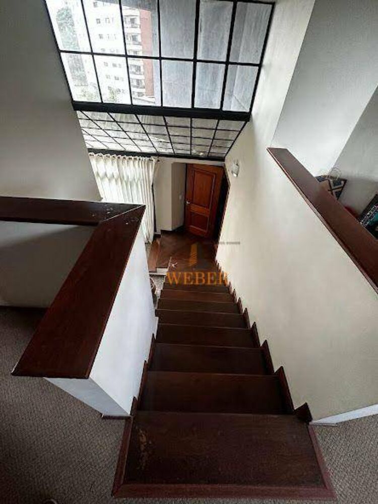 Apartamento, 3 quartos, 215 m² - Foto 1
