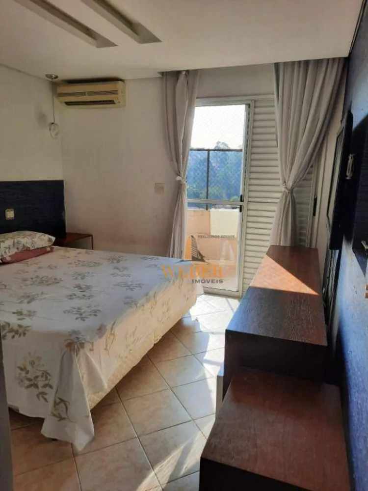 Casa, 3 quartos, 240 m² - Foto 7
