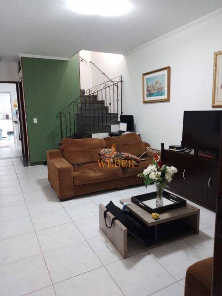 Sobrado à venda com 3 quartos, 120m² - Foto 2