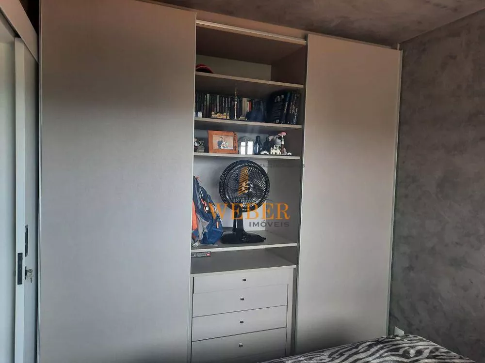 Apartamento à venda com 2 quartos, 78m² - Foto 4