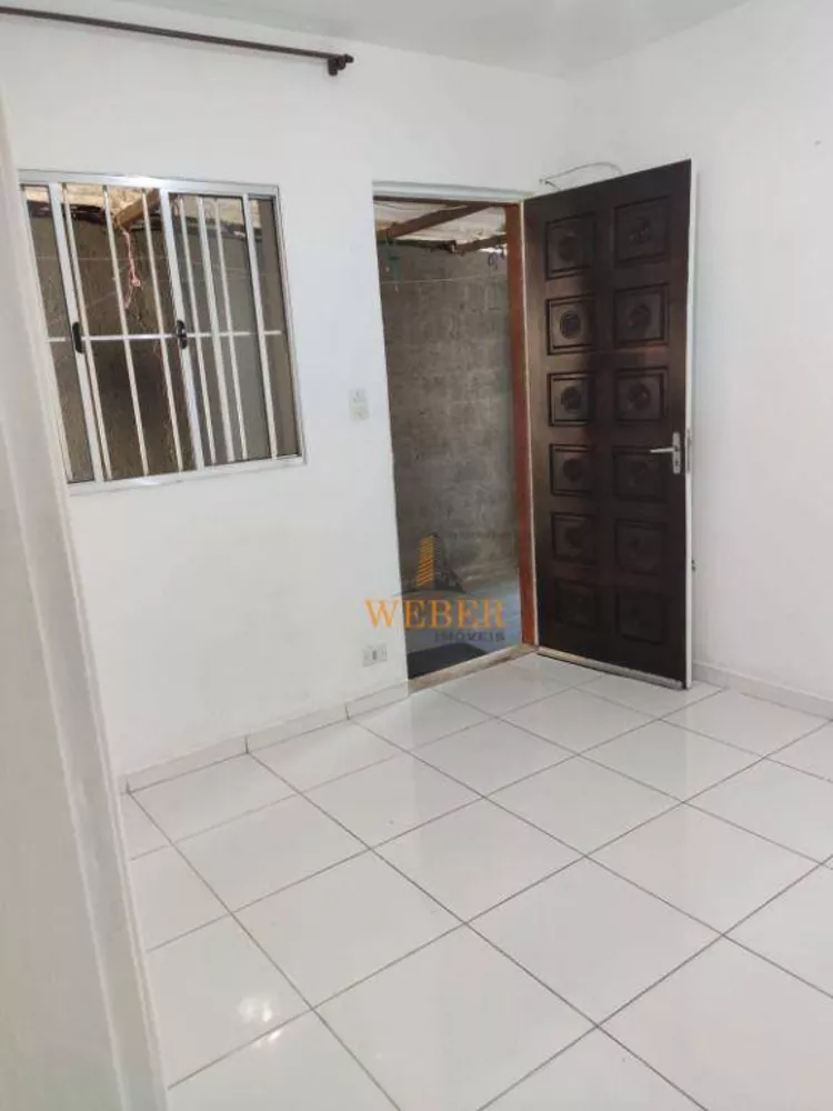 Casa à venda com 2 quartos, 130m² - Foto 4