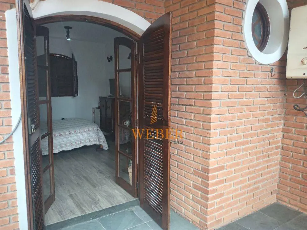 Casa, 4 quartos, 250 m² - Foto 11
