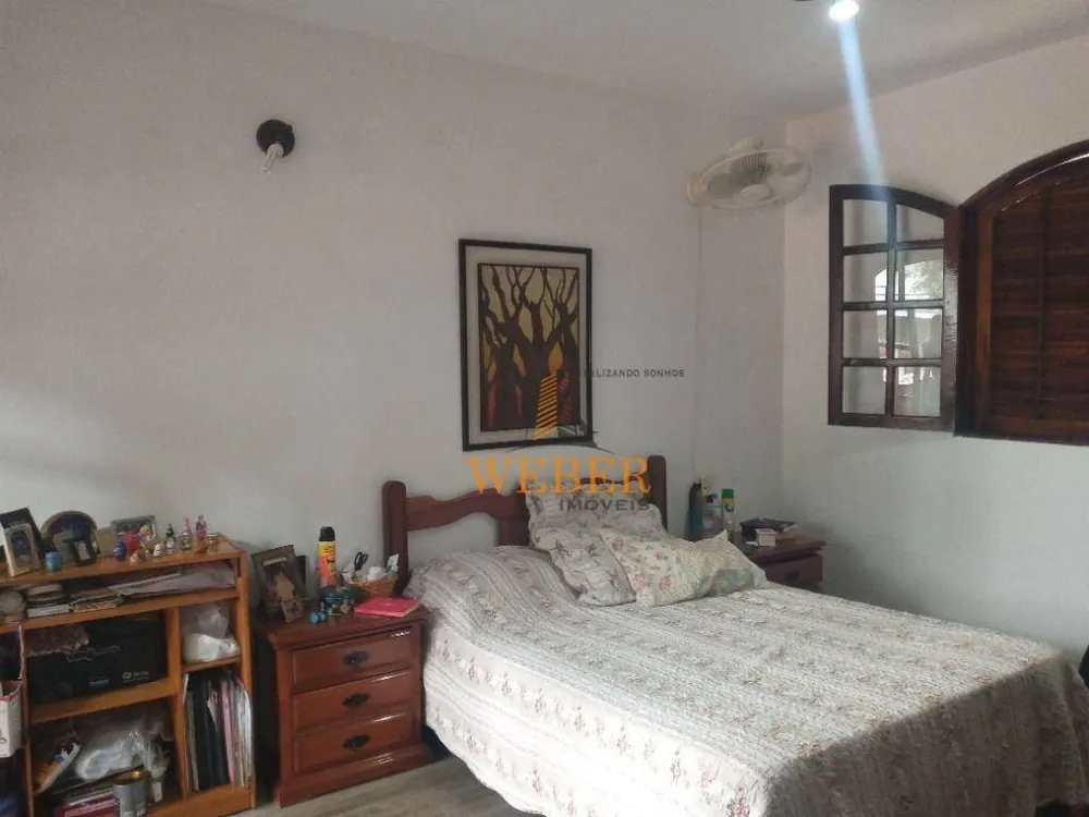 Casa, 4 quartos, 250 m² - Foto 9