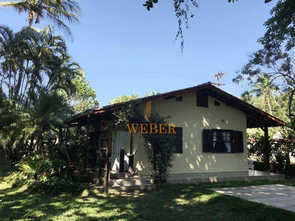 Casa, 4 quartos, 165 m² - Foto 1