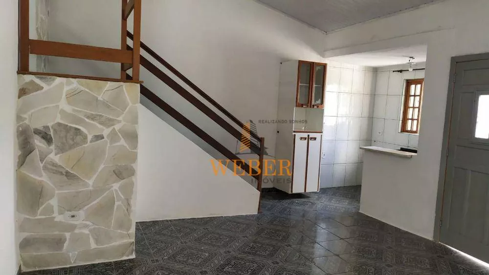 Sobrado à venda com 2 quartos, 62m² - Foto 1