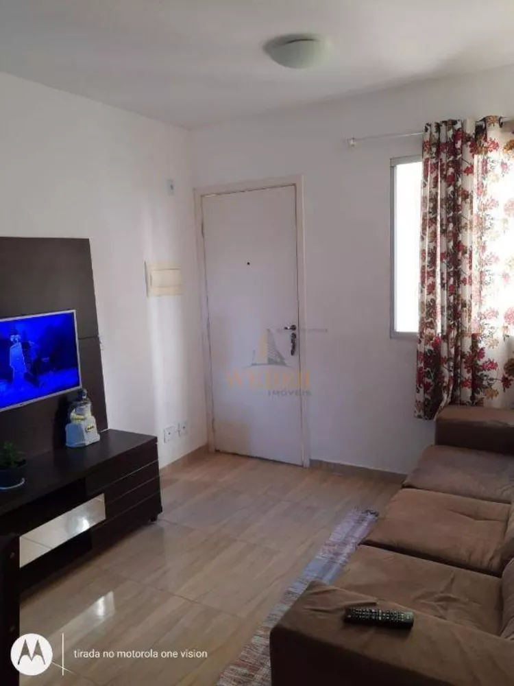 Apartamento à venda com 2 quartos, 42m² - Foto 3