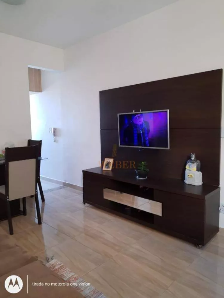 Apartamento à venda com 2 quartos, 42m² - Foto 2