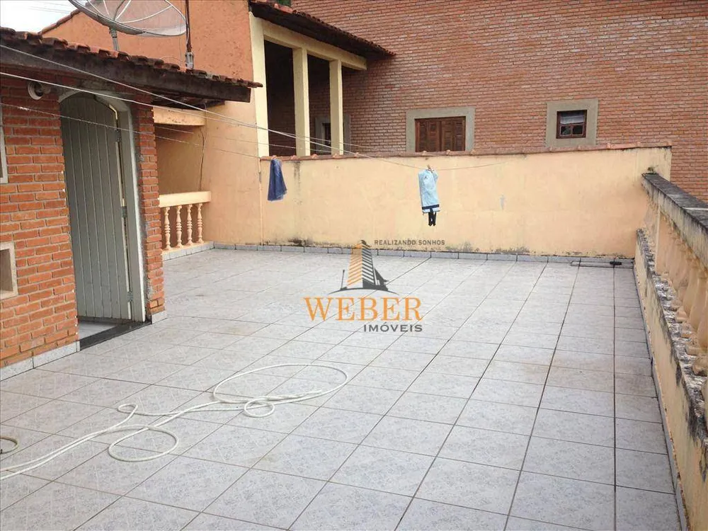 Casa, 3 quartos, 440 m² - Foto 1