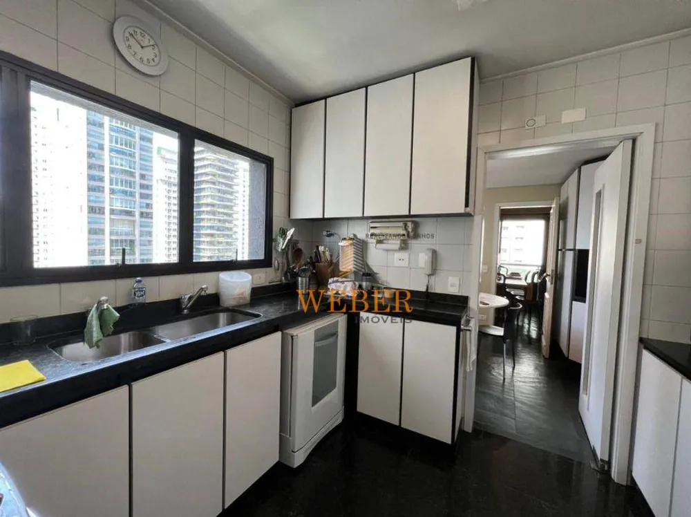 Apartamento, 4 quartos, 220 m² - Foto 8