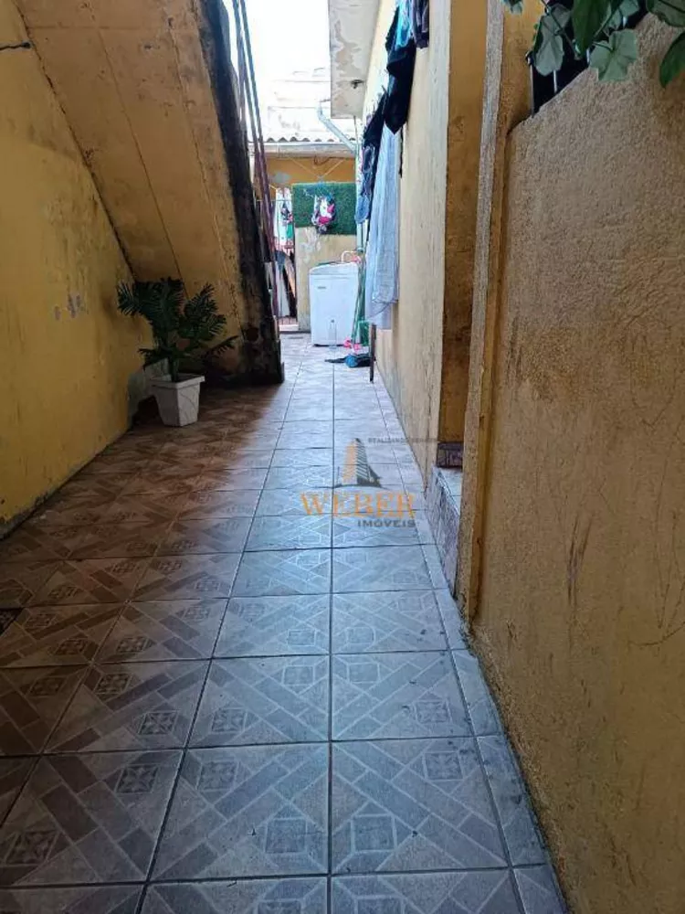 Sobrado à venda com 2 quartos, 150m² - Foto 3