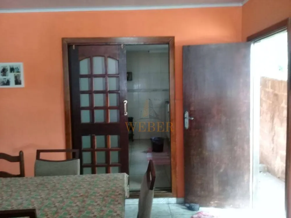 Casa, 4 quartos, 204 m² - Foto 2