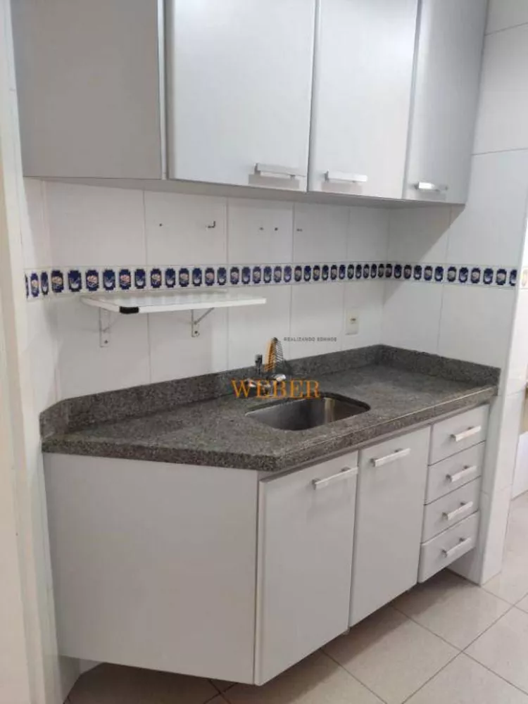 Apartamento à venda com 2 quartos, 58m² - Foto 4