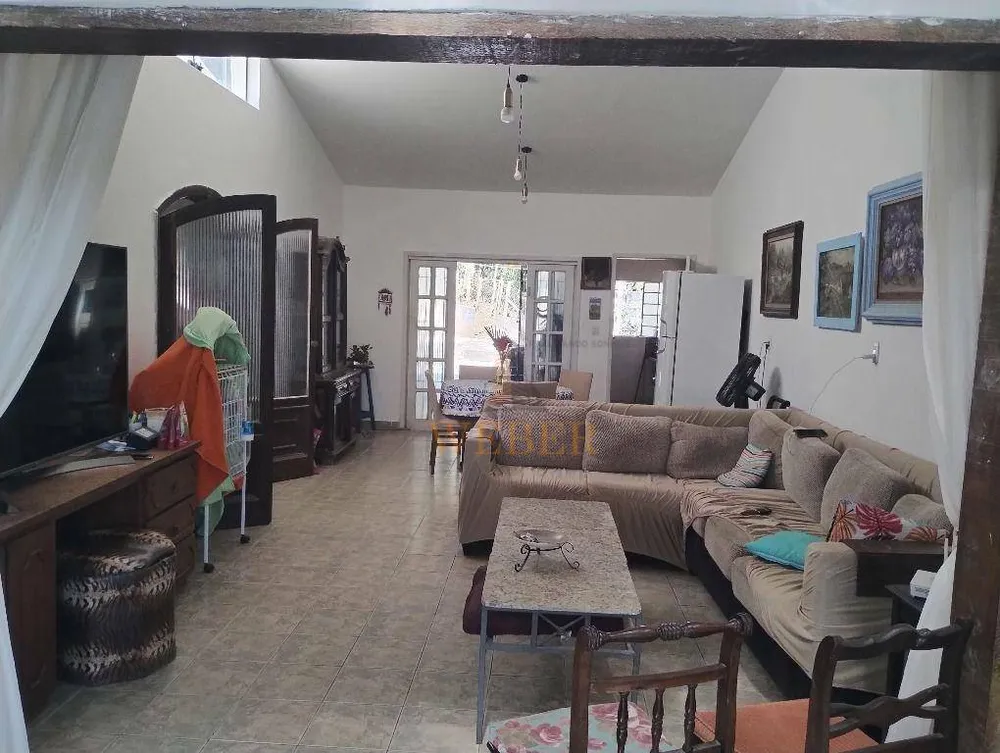 Casa, 3 quartos, 190 m² - Foto 1