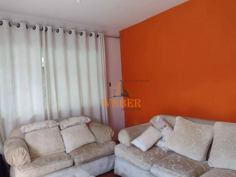 Sobrado à venda com 3 quartos, 200m² - Foto 4