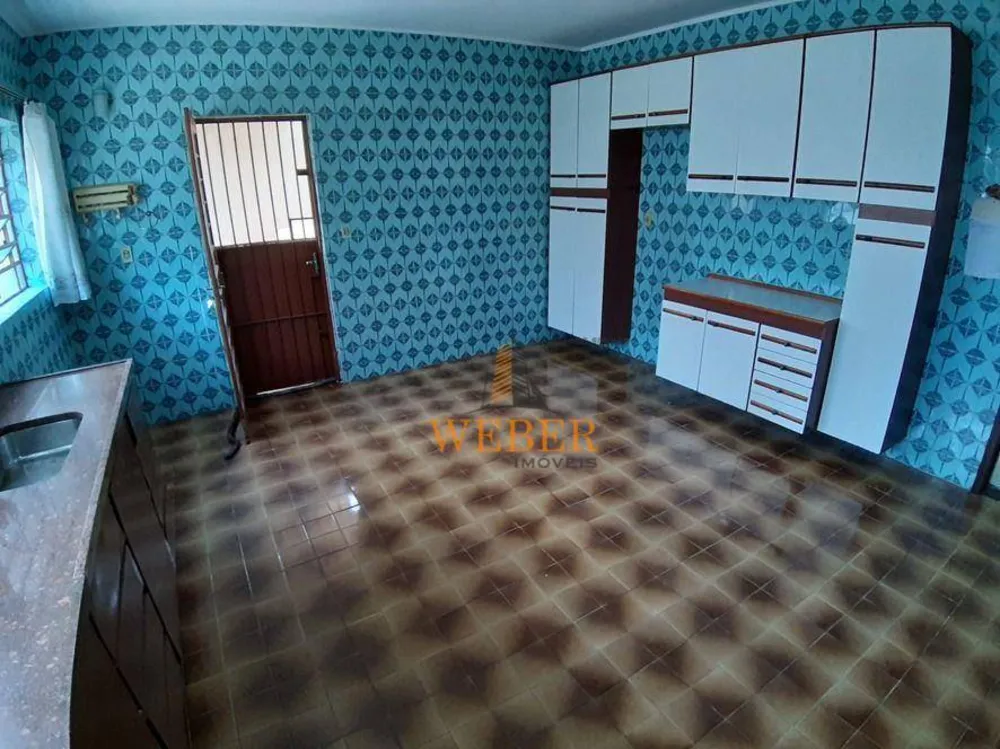 Sobrado, 3 quartos, 280 m² - Foto 1