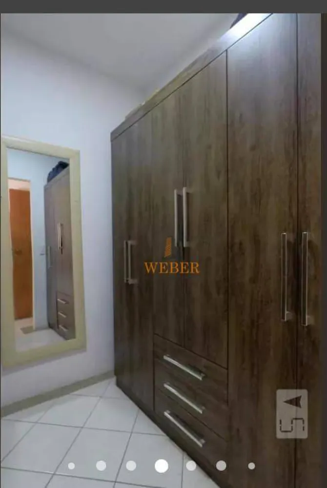 Sobrado, 3 quartos, 258 m² - Foto 2